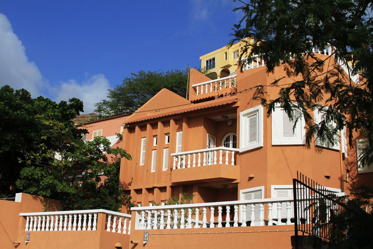 Vila Mira Mar Bed & Breakfast Mindelo Luaran gambar